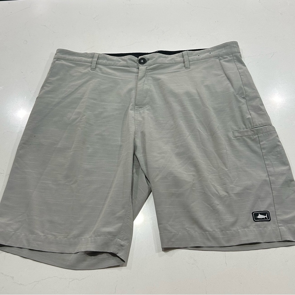 Pelagic Short Mens Size 40 Gray Fishing Board Shorts
